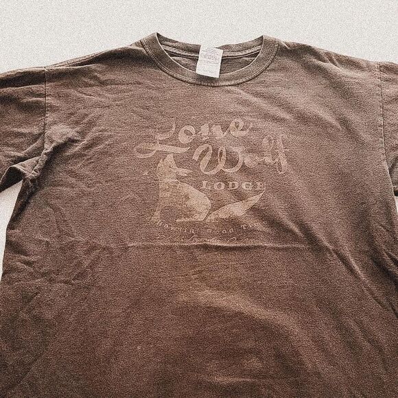 Brown Lone Wolf Graphic Tee – Faded Biker / Western T-Shirt – Cotton medium - Picture 1 of 6